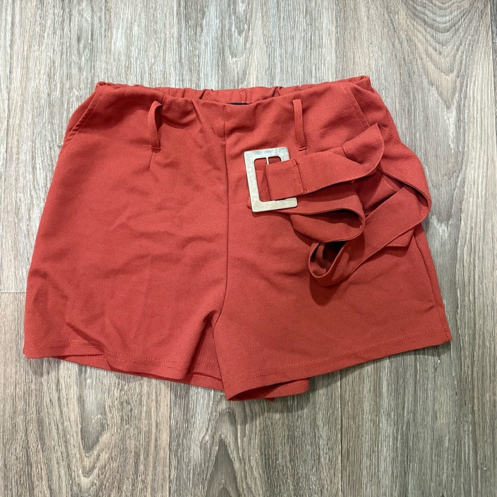 ❤️5/$25 Women's Rust Belted Shorts